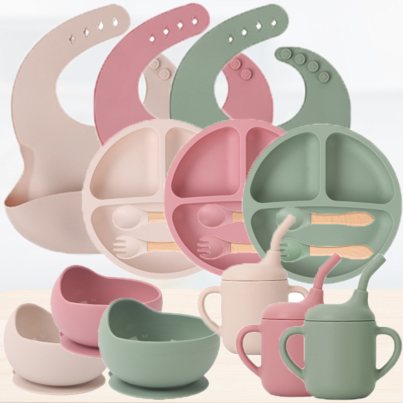 Children's silicone tableware  - огляд і ціна Silicone Baby Bibs